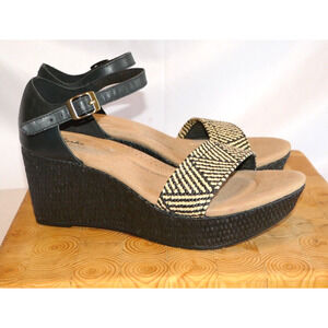 Clarks Women's Rose Ease Wedge Raffia Sandal Size 8.5 W Black Leather Woven